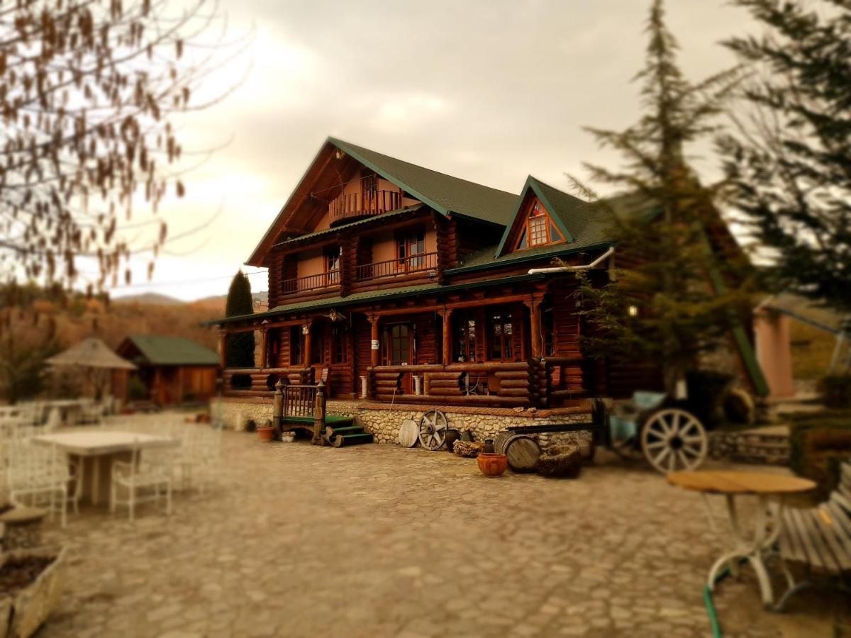 Hotel Sofra Kolonjare Agroturizem Erseke Exterior foto